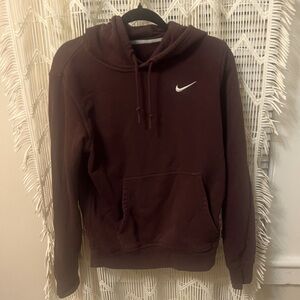 Maroon Nike sweatshirt!